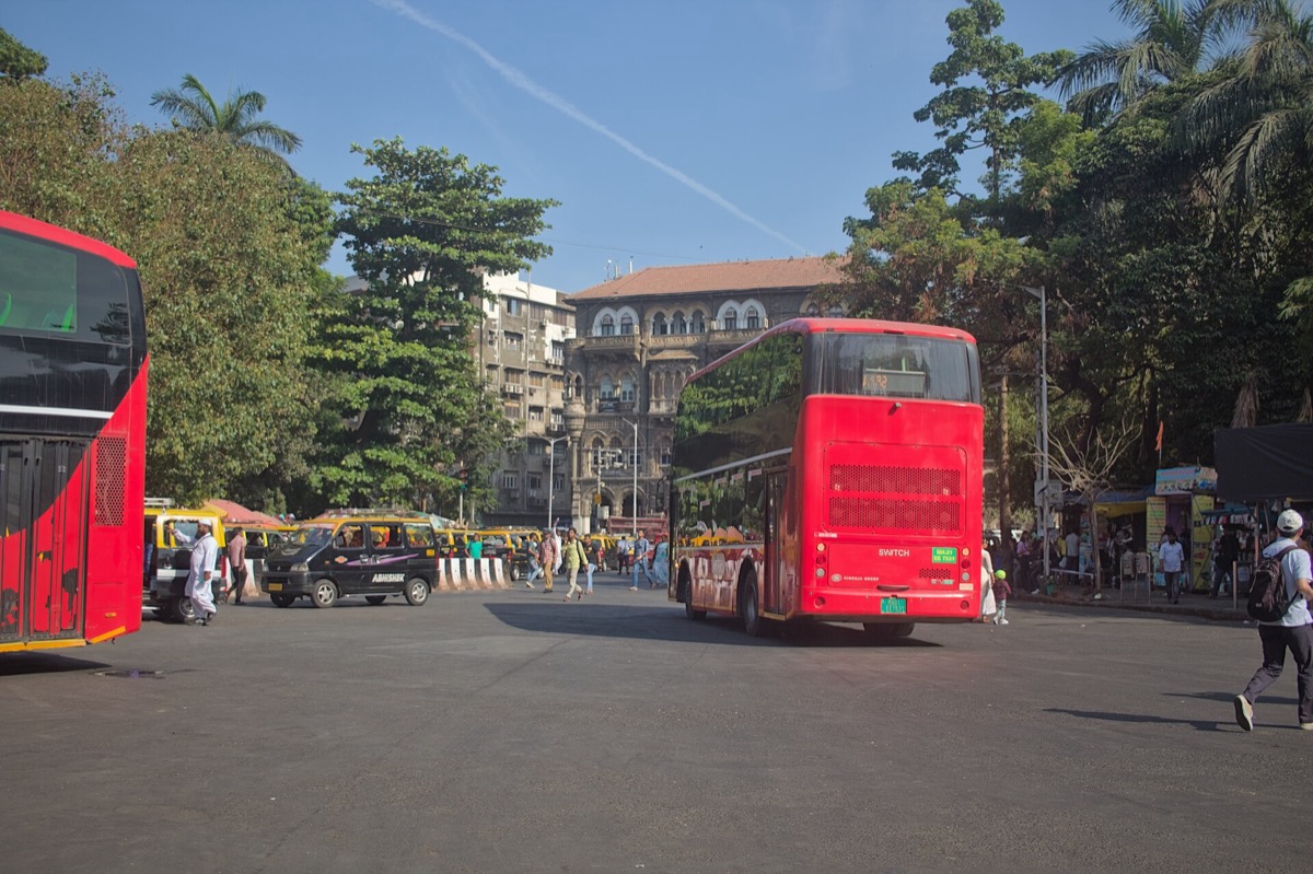 BEST Bus Accident Kills 1, Injures 7